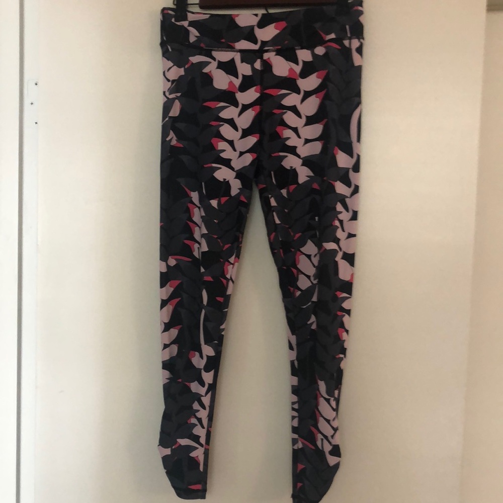 Ava Sky leggings